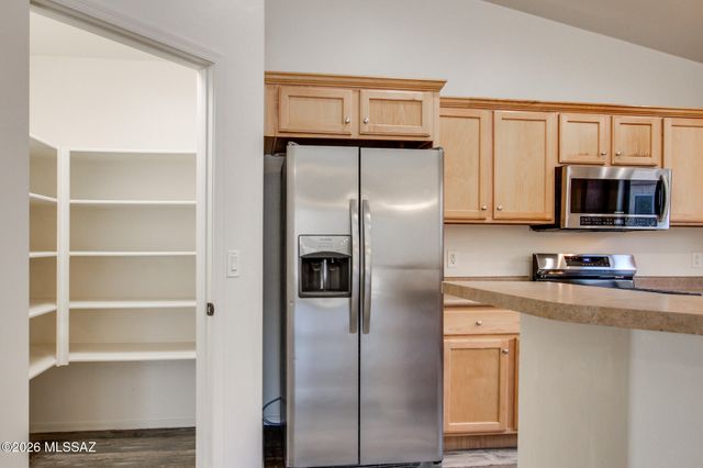 6765 W Copperwood Way, Tucson, AZ 85757