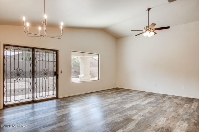 6765 W Copperwood Way, Tucson, AZ 85757