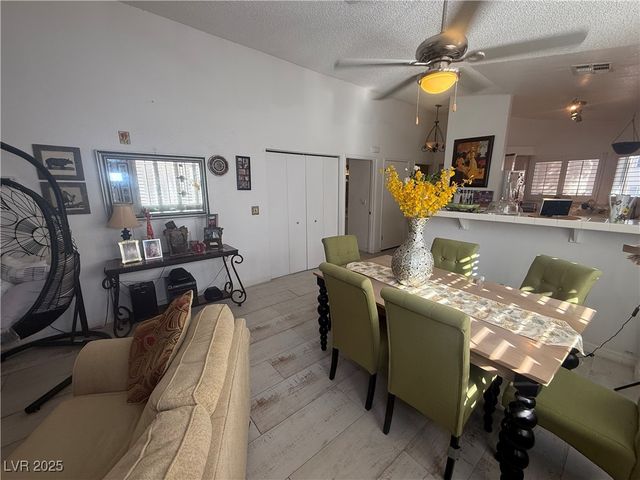 557 Yacht Harbor Drive, Las Vegas, NV 89145