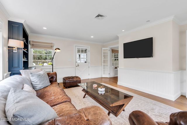 9 N Cherry Lane, Rumson, NJ 07760