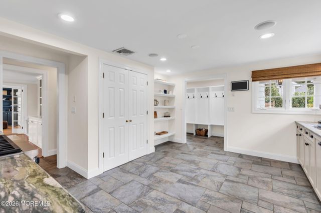 9 N Cherry Lane, Rumson, NJ 07760