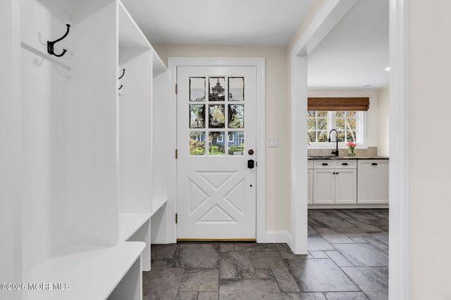9 N Cherry Lane, Rumson, NJ 07760