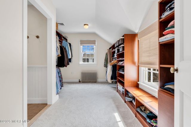 9 N Cherry Lane, Rumson, NJ 07760