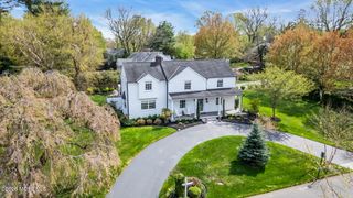 9 N Cherry Lane, Rumson, NJ 07760