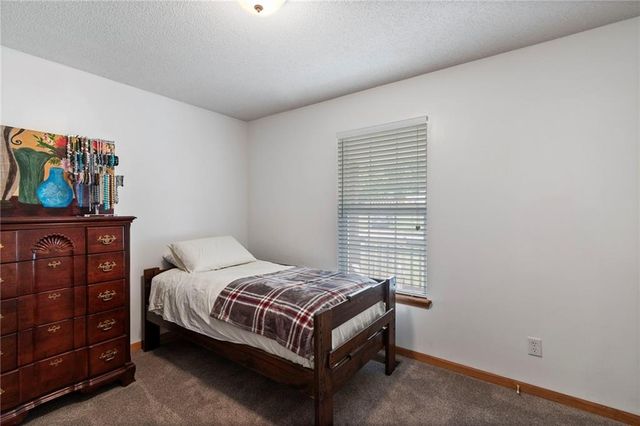 606 S Thornton Street, Richmond, MO 64085