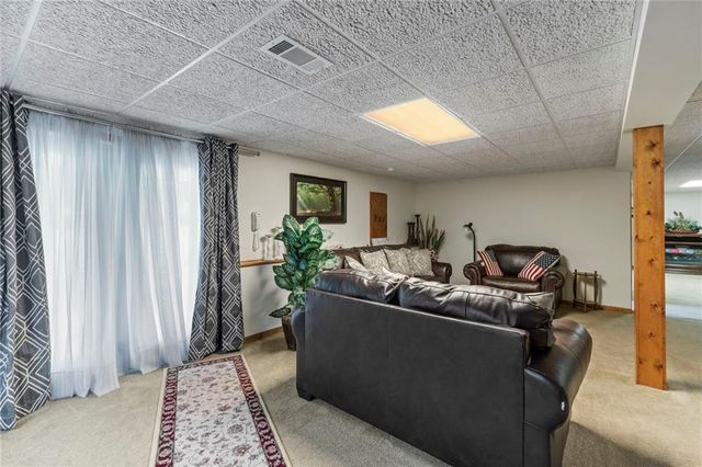 606 S Thornton Street, Richmond, MO 64085