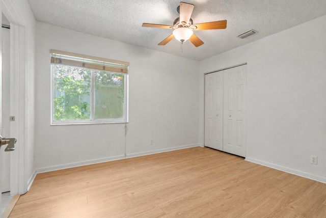 4727 Palmbrooke Circle, West Palm Beach, FL 33417