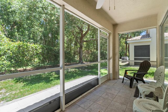 4727 Palmbrooke Circle, West Palm Beach, FL 33417