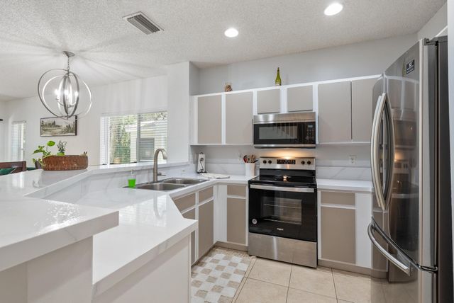 4727 Palmbrooke Circle, West Palm Beach, FL 33417