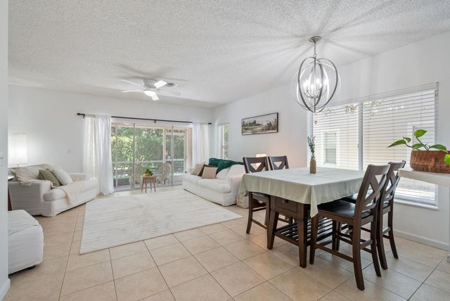 4727 Palmbrooke Circle, West Palm Beach, FL 33417