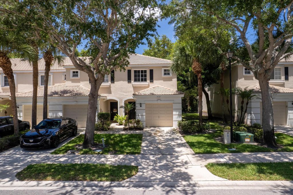 4727 Palmbrooke Circle, West Palm Beach, FL 33417