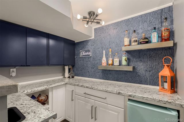 300 S Lincoln Street, Denver, CO 80209