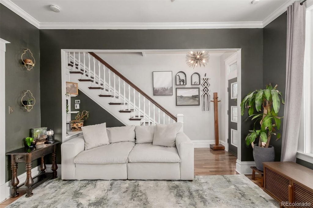 300 S Lincoln Street, Denver, CO 80209