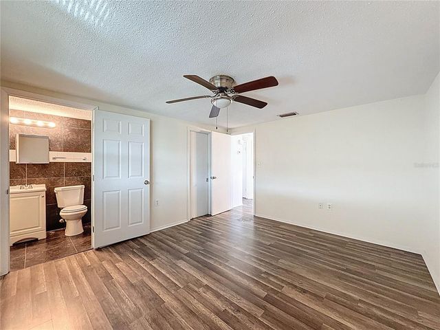 9836 LAKESIDE LANE, Port Richey, FL 34668