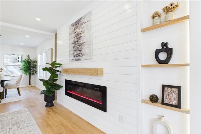 19 Montview Ave, Waltham, MA 02451