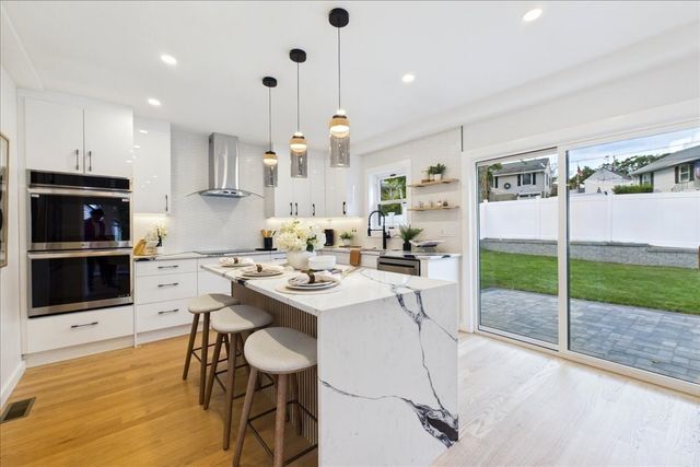 19 Montview Ave, Waltham, MA 02451