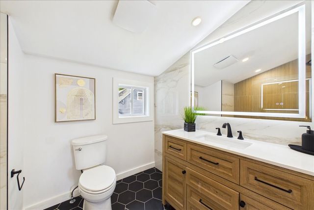 19 Montview Ave, Waltham, MA 02451