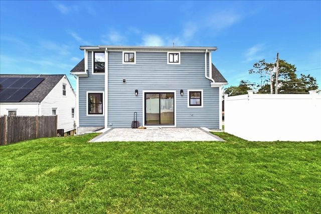 19 Montview Ave, Waltham, MA 02451