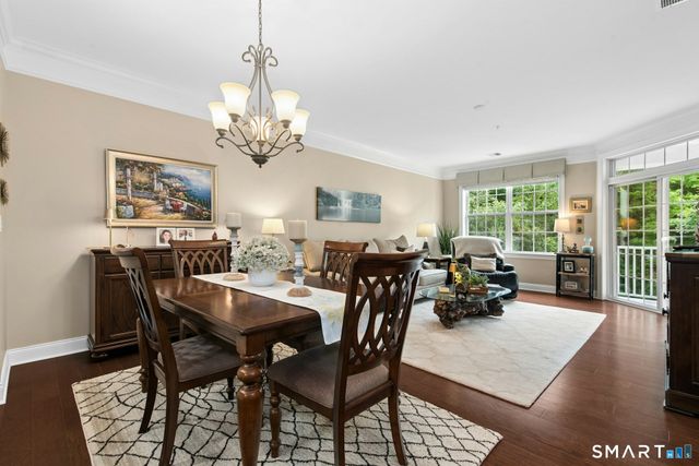 623 Brookside Court 623, Newtown, CT 06470