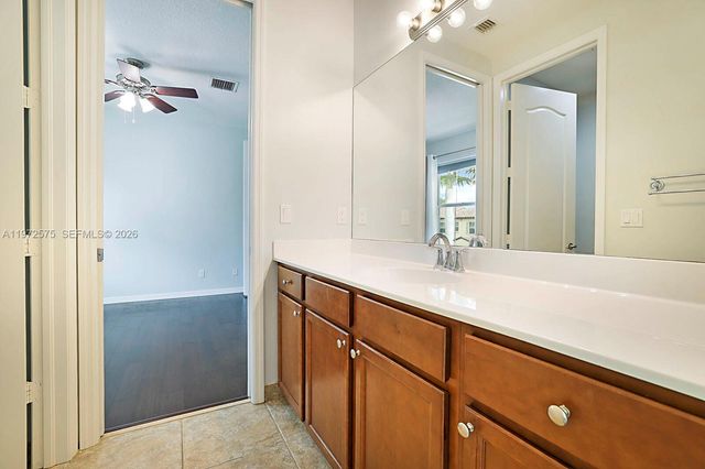 4631 Mediterranean Cir 4631, Palm Beach Gardens, FL 33418