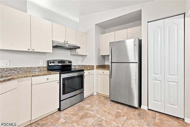 3901 16th ST W, Lehigh Acres, FL 33971