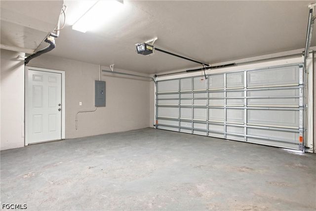 3901 16th ST W, Lehigh Acres, FL 33971