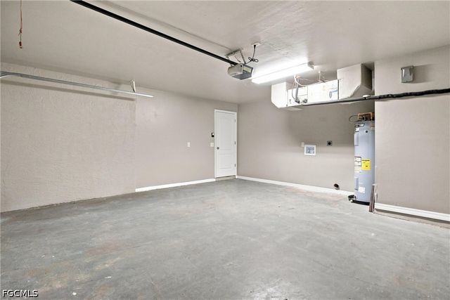 3901 16th ST W, Lehigh Acres, FL 33971