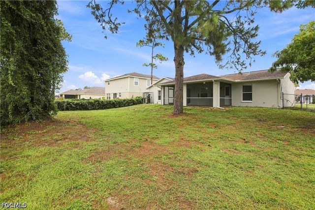 3901 16th ST W, Lehigh Acres, FL 33971