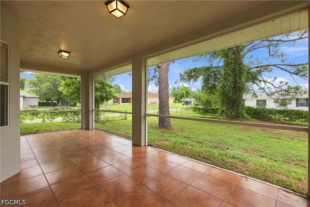 3901 16th ST W, Lehigh Acres, FL 33971