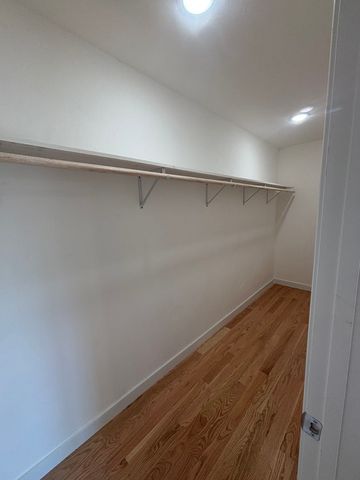 39 Hosmer St, West Boylston, MA 01583