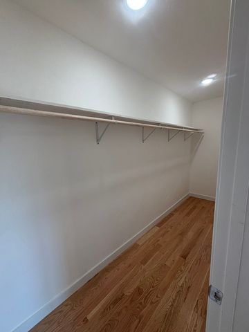 39 Hosmer St, West Boylston, MA 01583