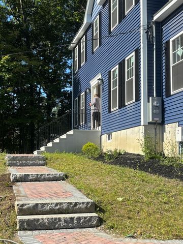 39 Hosmer St, West Boylston, MA 01583