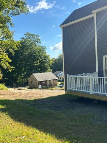 39 Hosmer St, West Boylston, MA 01583