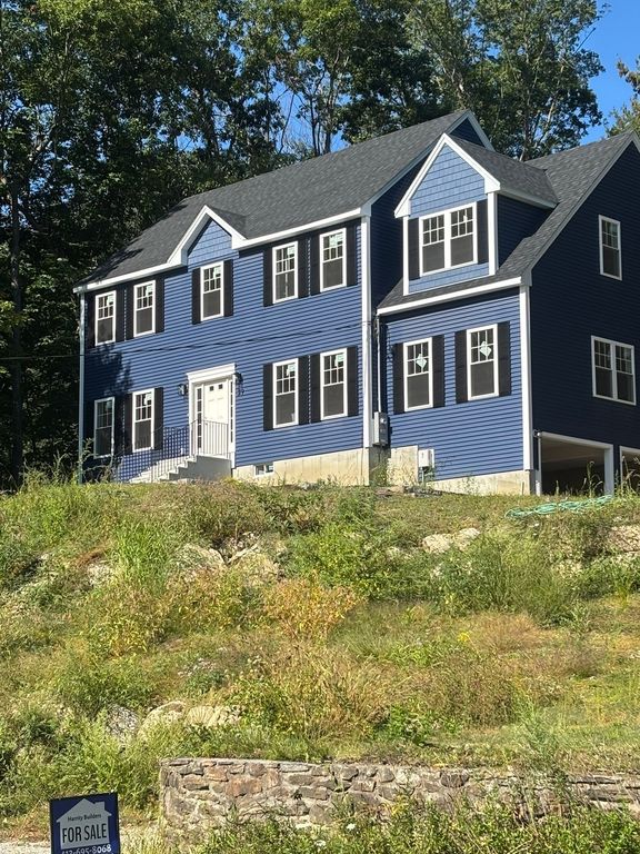 39 Hosmer St, West Boylston, MA 01583