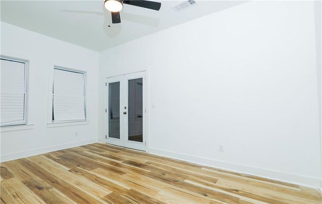 3040 Valley Circle, Decatur, GA 30033