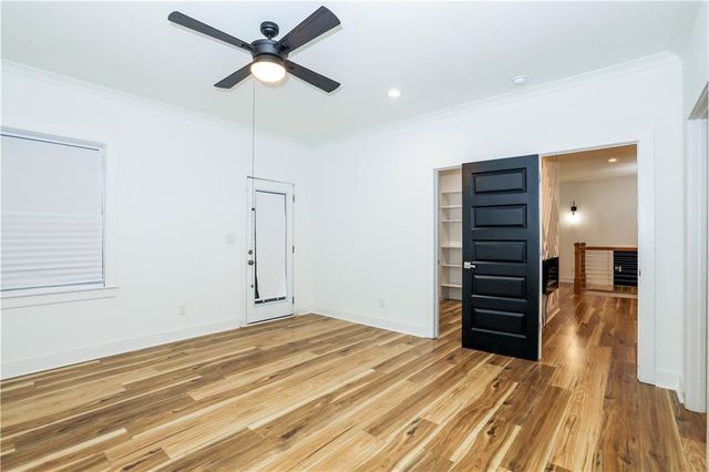 3040 Valley Circle, Decatur, GA 30033
