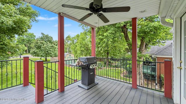 10114 Glen Rose Ct, Louisville, KY 40229