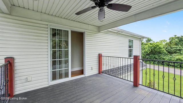 10114 Glen Rose Ct, Louisville, KY 40229