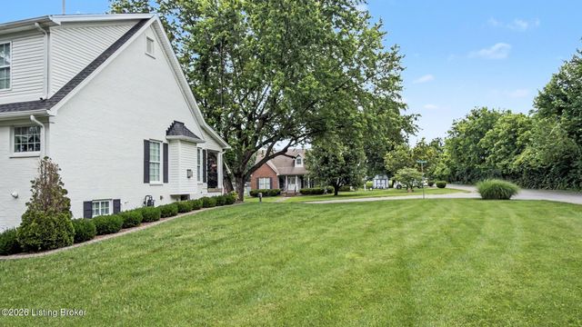 10114 Glen Rose Ct, Louisville, KY 40229
