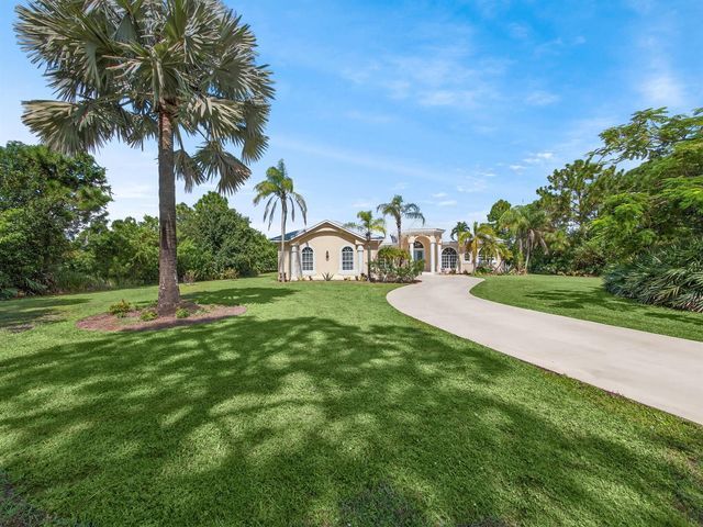 7820 SW Saddlebrook Drive, Port St. Lucie, FL 34986