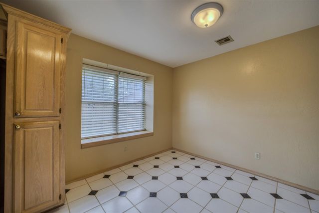 2112 NW Ashley, Lawton, OK 73505