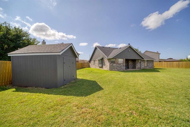 2112 NW Ashley, Lawton, OK 73505