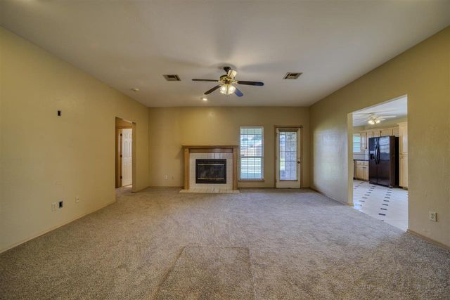 2112 NW Ashley, Lawton, OK 73505