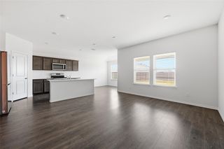 1708 Misty Meadow Lane, Lancaster, TX 75146