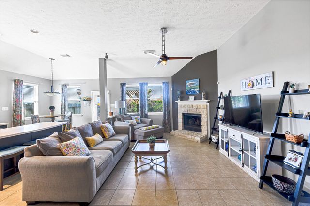 2299 Cantabria Lane, League City, TX 77573