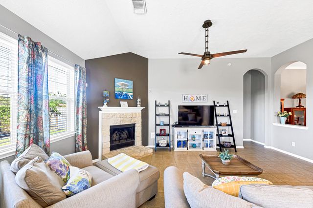 2299 Cantabria Lane, League City, TX 77573