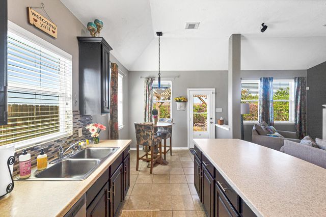 2299 Cantabria Lane, League City, TX 77573