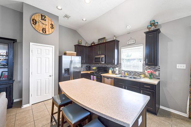 2299 Cantabria Lane, League City, TX 77573