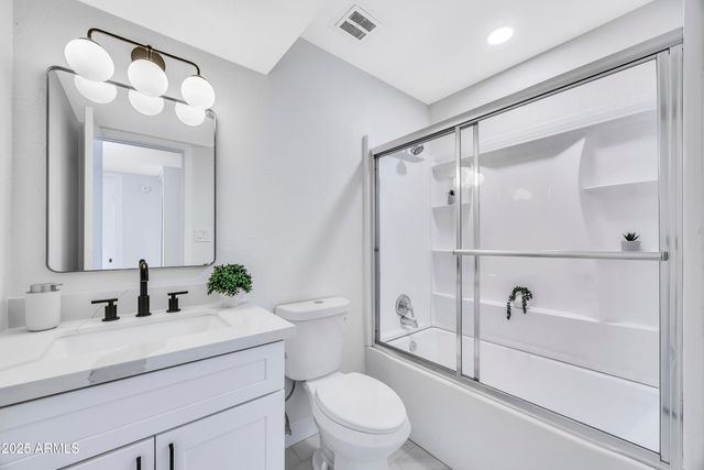 8056 N 32ND Lane, Phoenix, AZ 85051