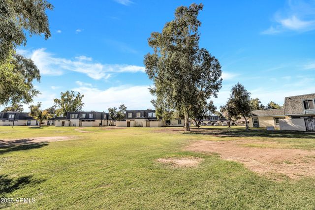 8056 N 32ND Lane, Phoenix, AZ 85051